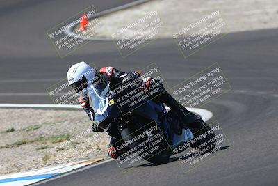 media/Sep-21-2025-TrackDaz (Sun) [[277c75b276]]/C Group/1140pm (Turn 3)/